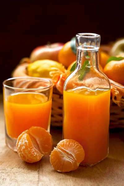 Färsk apelsinjuice — Stockfoto