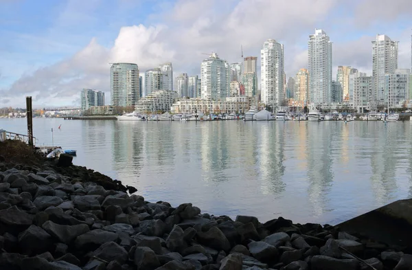 Shorefront False Creek és Downtown Vancouver — Stock Fotó