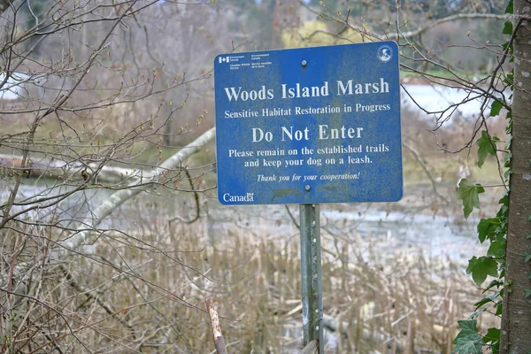 伍兹岛自然保护区标志 — 图库照片