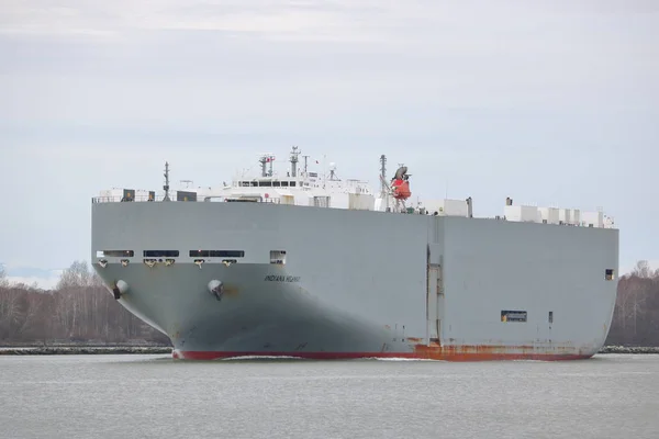 Portador japonés de vehículos a granel en Canadá — Foto de Stock