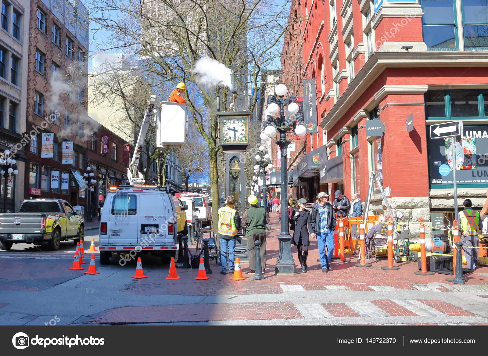 Fixing the Steam Clock and Gastown District in Vancouver, Canada