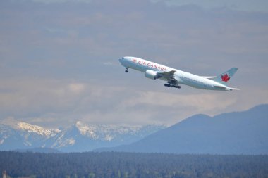 Vancouver Air Canada Taking Off clipart