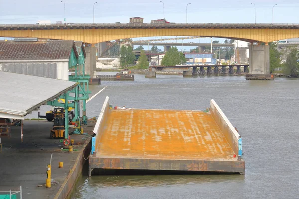 Barge and Loading Dock — Stock Photo, Image