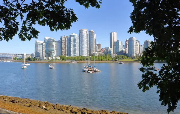 Downtown Vancouver and False Creek Landscape — Stock Photo, Image