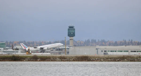 Republique Française Passager Jetliner décollant — Photo