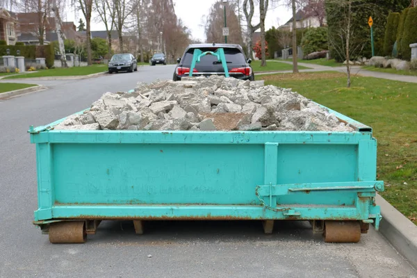 Small Flatbed Container Used Transporting Scrap Material Construction Projects — Stock Photo, Image