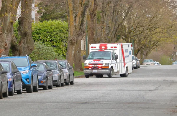Wide View Ambulance Parked Streets Vancouver Canada Suburb Marpole Responding — Stock Photo, Image
