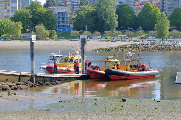 Miembros Del Equipo Búsqueda Rescate Vancouver Reúnen Las Costas Vancouver — Foto de Stock