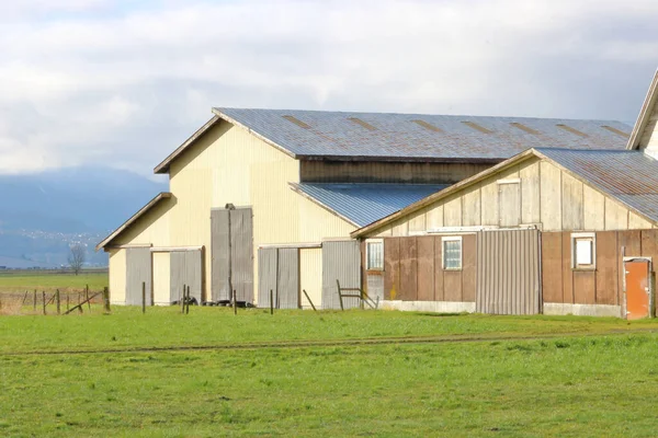 Medium View Two Old Wooden Farm Buildings Have Been Boarded — Stock Photo, Image