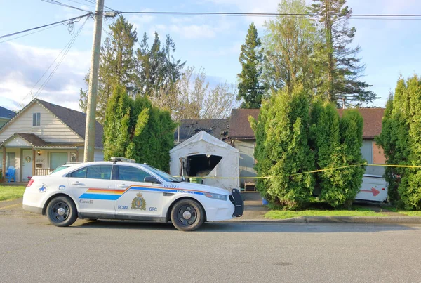 Rcmp Forensic Unit Investigate Fire 46280 Second Ave Chilliwack Canada — Stock Photo, Image