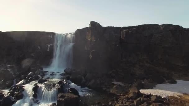 Şelaleler Thingvellir Milli Parkı'nda — Stok video