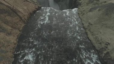 Güzel bir Skogafoss şelale manzarası