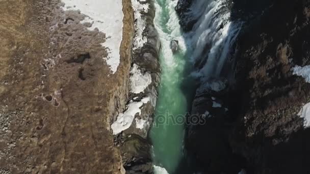 Slow Motion beelden van Gullfoss waterval — Stockvideo