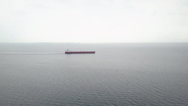 Vista del barco sobre el mar — Vídeo de stock