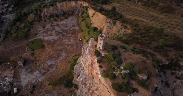 Παλιά ερείπια πύργου — Αρχείο Βίντεο