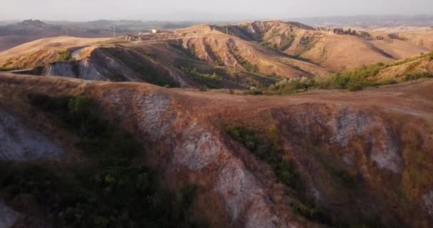 Pagórkowaty krajobraz włoski — Wideo stockowe