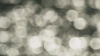 Su Yüzeyi Yansımaları Üzerine Bokeh Efekti