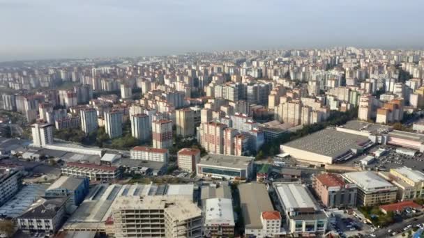 Drone Shot of Busy Istanbul City σε μια ηλιόλουστη μέρα — Αρχείο Βίντεο