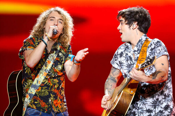 Manel Navarro из Spain
