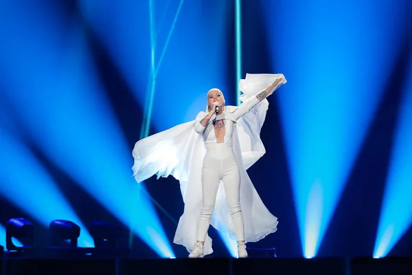 Svala from Iceland at the Eurovision Song Contest — Stock Photo, Image