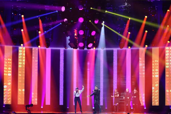 Валентина Монетта и Джимми Уилсон Eurovision 2017 — стоковое фото