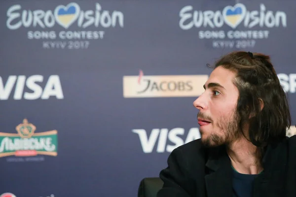 Salvador Sobral desde Portugal Eurovisión 2017 - foto de stock