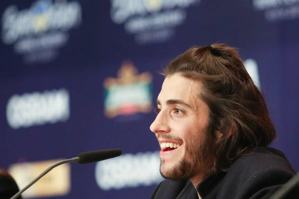 Salvador Sobral desde Portugal Eurovisión 2017 - foto de stock