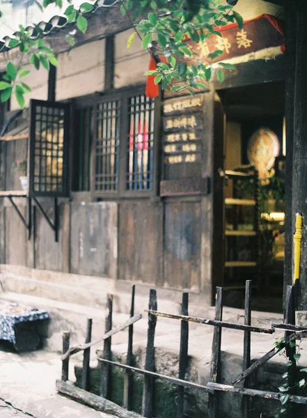 Houten winkel in China — Stockfoto