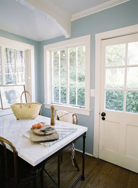 Interior of domestic kitchen — Stock Photo, Image