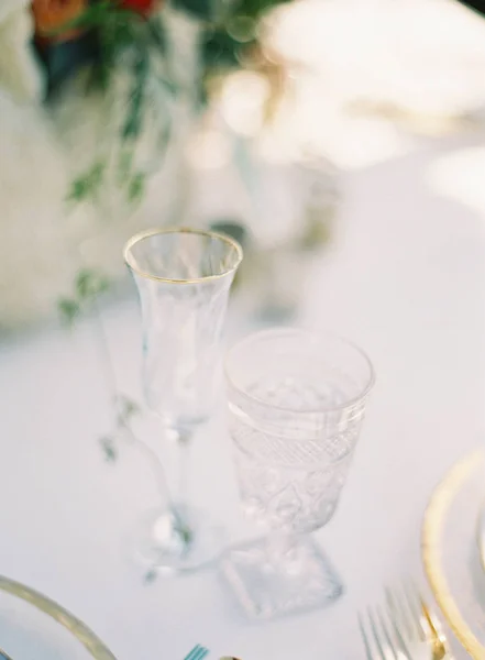 Champagne en wijn glazen — Stockfoto