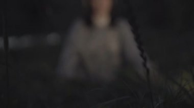 Akşam meditasyon kadın