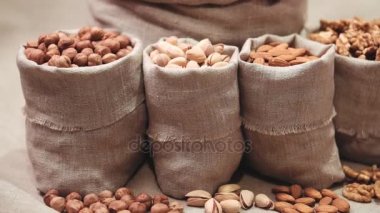 Farklı fındık çuval