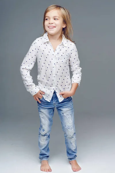 Portrait of little girl in the studio — Stock Photo, Image