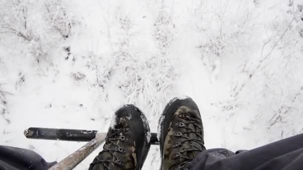 Skidlift i vinter Karpaterna — Stockvideo