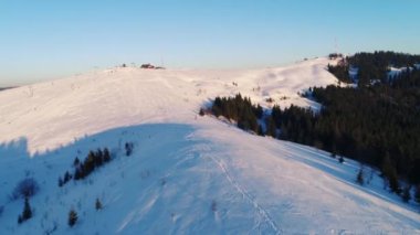 güneşli zamanında Karpat Dağları