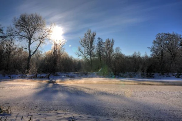 Titokzatos hipnotizáló téli táj — Stock Fotó