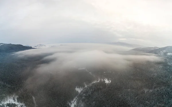 Vista aérea del paisaje místico de un invierno —  Fotos de Stock