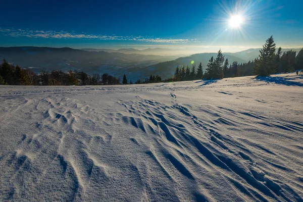 滑雪雪波美丽迷人的景色 — 图库照片