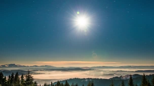 喀尔巴阡山脉的月球和恒星时间流逝 — 图库视频影像