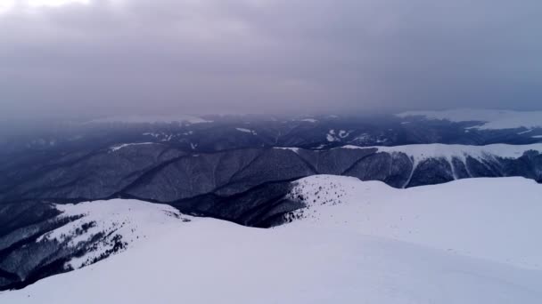 Luchtfoto Sunrise Winter Mountain — Stockvideo