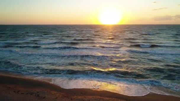 Courant Mer Nage Contre Les Vagues Sur Belle Mer — Video