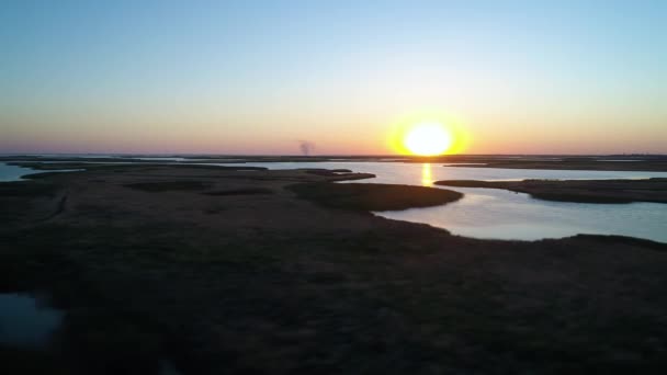 Ongebruikelijke Eilanden Aan Het Meer Van Sivash Bovenaanzicht Drone Camera — Stockvideo