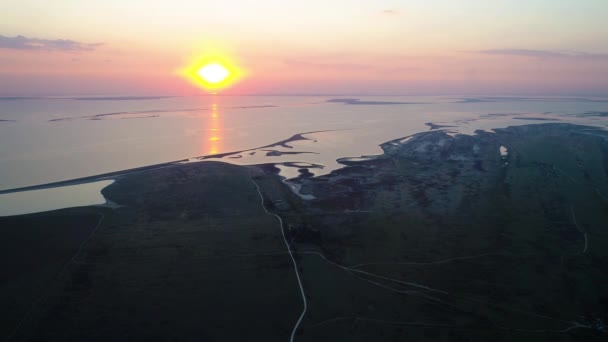 Güzel Göl Deki Sıra Dışı Adalar — Stok video