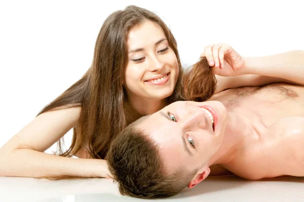 Portrait de couple isolé sur fond blanc — Photo