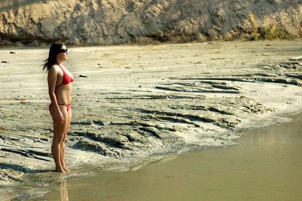 Magro bela mulher branca jovem — Fotografia de Stock