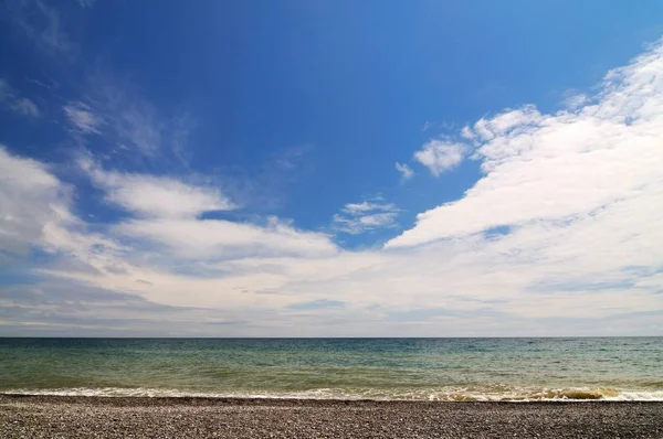 Morze Czarne krajobrazy, Krym linia brzegowa szeroki wiew — Zdjęcie stockowe