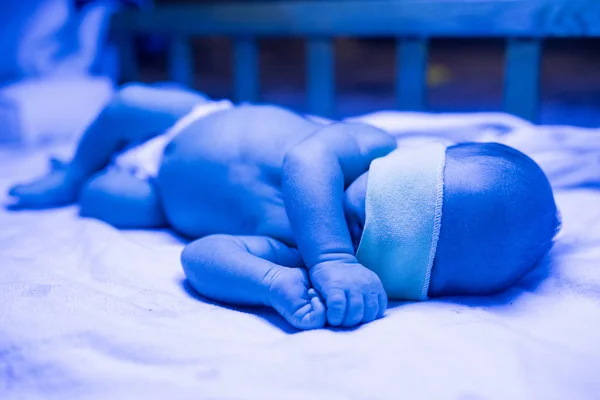 Nouveau Ayant Traitement Contre Ictère Sous Lumière Ultraviolette Bébé Niveau — Photo