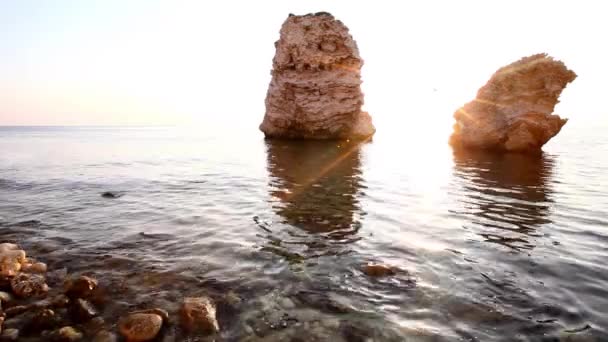 Morze Głaz Brzegu Wodzie — Wideo stockowe