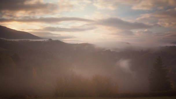 Tempo Decadenza Dell Alba Nebbioso — Video Stock