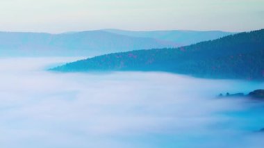 Carpatian dağlarında sonbahar dönemi gecikmesi, zaman aşımı, Nikon D800 kamerasında çekilen fotoğraf..
